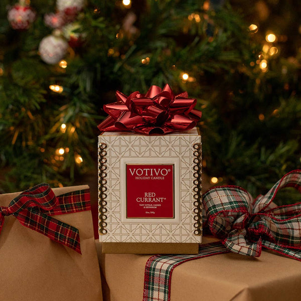 Votivo Holiday Candle- Red Currant