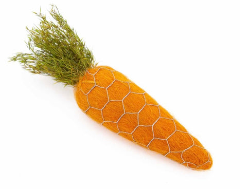 Chicken Wire Decorative Carrot