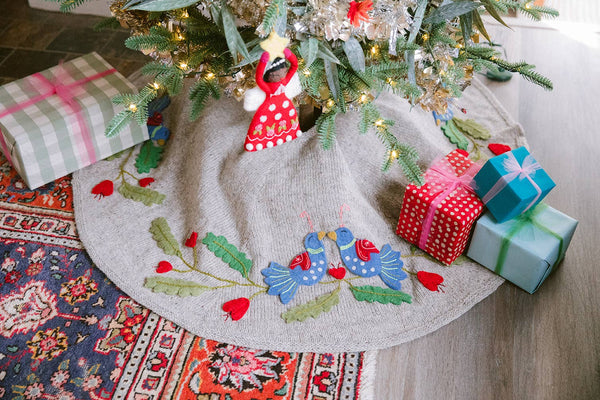 Wool Bird Tree Skirt - Gray