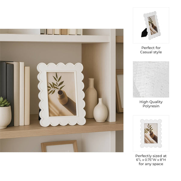 Photo Frame - Resin with Decorative Scalloped Edge: White / 4x6