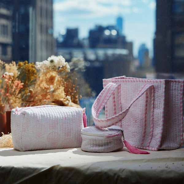 Pink Quilted Seashell Round Coin Pouch