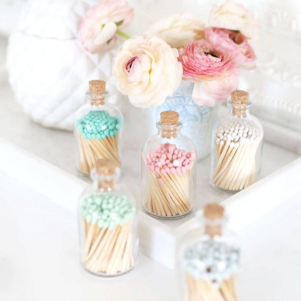 Classic White Matches in Glass Jar – Minimalist & Summer Dec