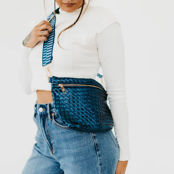 Westlyn Woven Bum Bag : Checkered Black