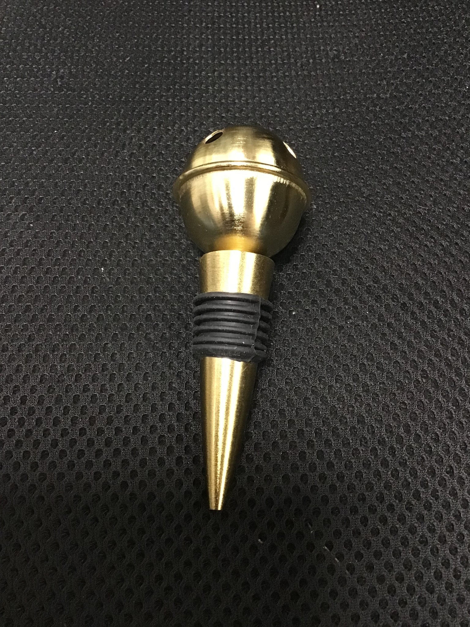Jingle bell wine stopper