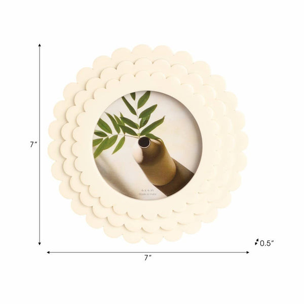 Photo Frame - Ivory Resin Round Casual Scalloped, 4x4 in.