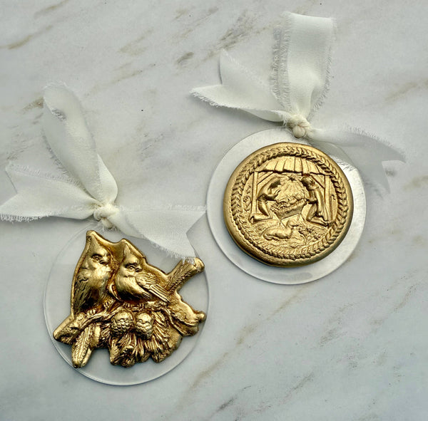 Nativity or Cardinal Intaglio Ornament: Nativity