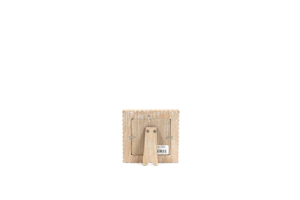 11848 - 6x6x1 wood photo frame (SCALLOP) ntrl/wh (4x4) pic
