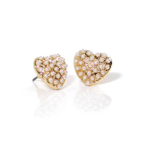 Candy Heart Pearl Stud Earrings   White/Gold   .5"