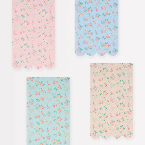 Vintage Ditsy Guest Towels