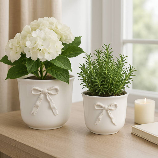 Planter White Ceramic Pretty Bow