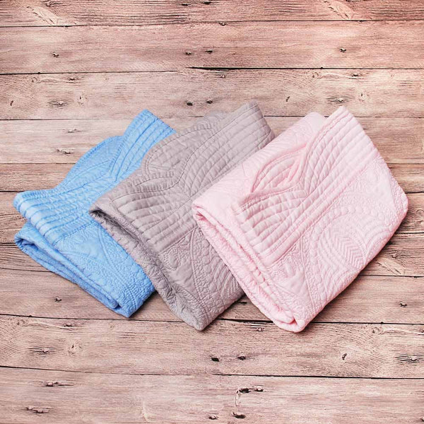 Heirloom Quilt - Baby Quilt Blanket : Pink Check Trim