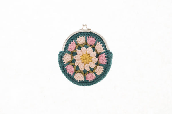 Crochet Clasp Pouch: Teal