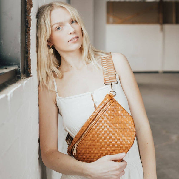 Westlyn Woven Bum Bag : Checkered Black