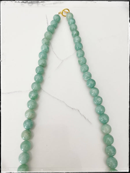Short Gemstone Jade Bead Necklace Coconut Wood Mint Green