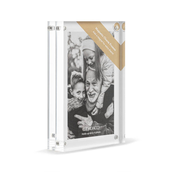 Acrylic Magnetic Frame - 5x7in