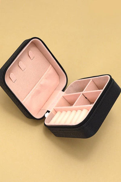 JEWELRY ORGANIZER TRAVEL BOX CASE - Off White