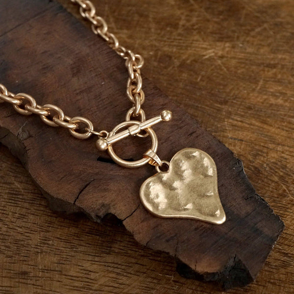 Boho Hammered Heart Front Toggle Necklace –  Gold Tone