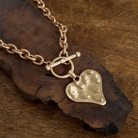Boho Hammered Heart Front Toggle Necklace –  Gold Tone