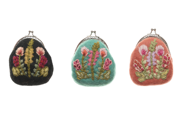 Meadow Clasp Pouch: Turquoise