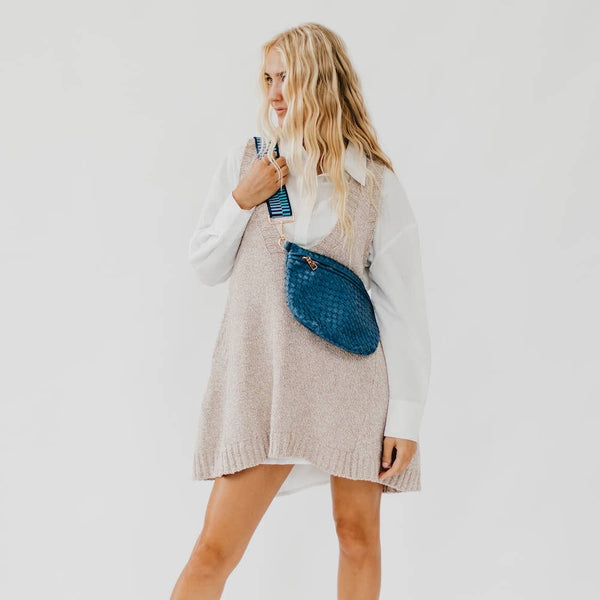 Westlyn Woven Bum Bag : Checkered Black