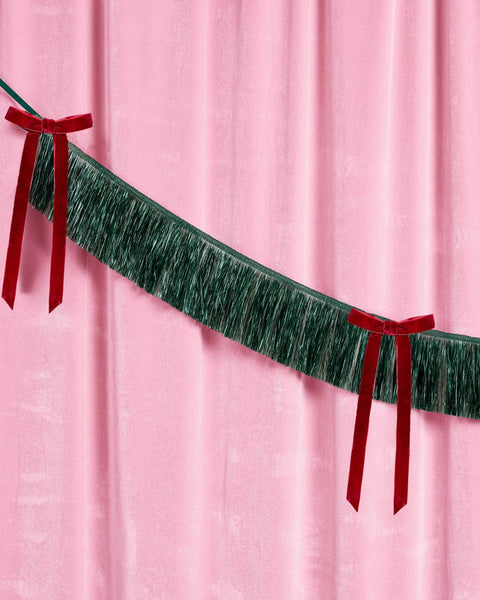 Xmas Bow Banner - fringe + velvet bows, christmas decor