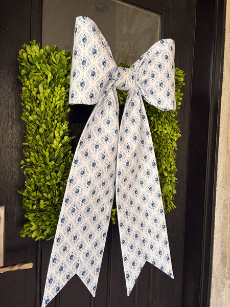 La Rose Bleue Provençale Bow