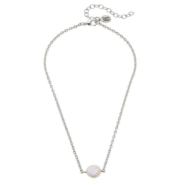 Dainty Pearl Necklace: Gold