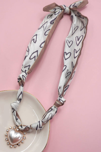 HANDMADE SCARF CHARM NECKLACE - Green and Heart