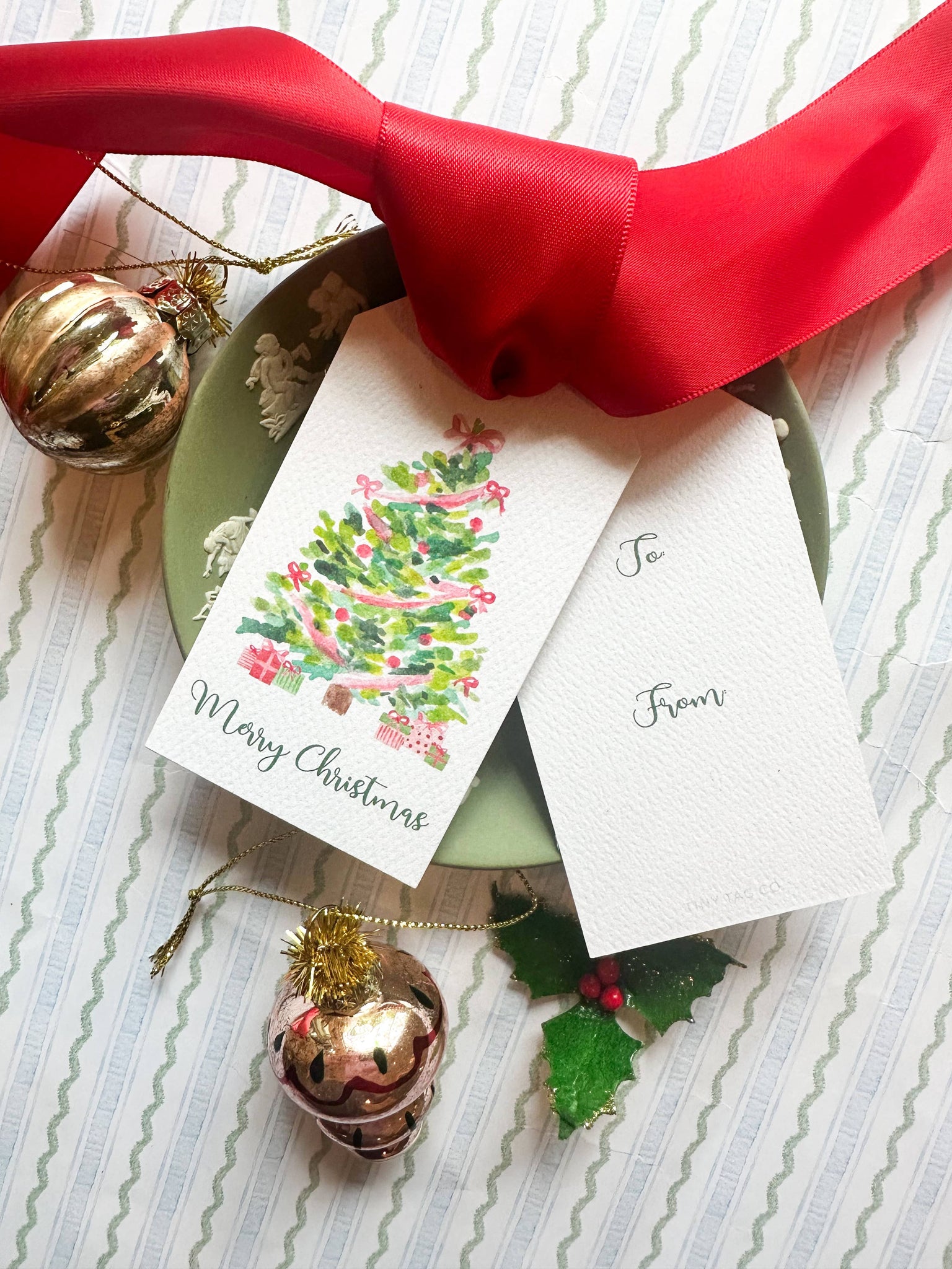 Bow Christmas Tree Hangtag