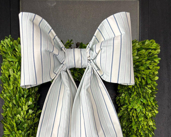 Summers in the Hamptons Bow