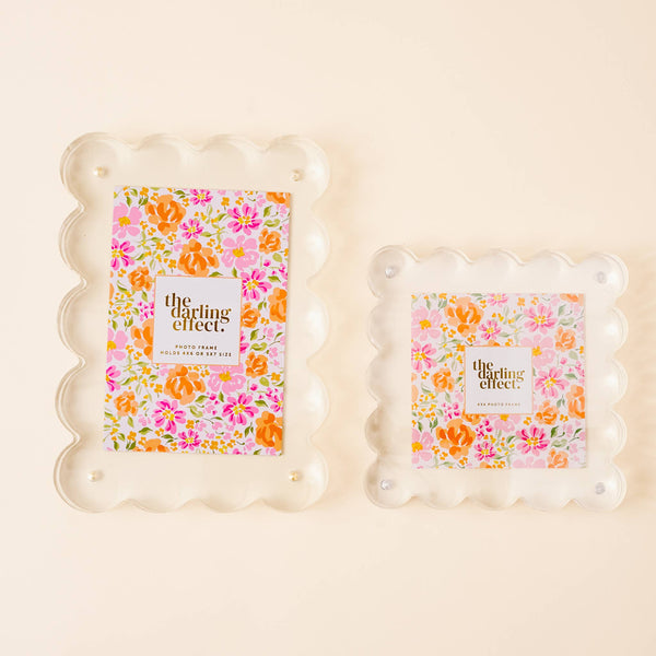 Rectangle Scalloped Acrylic Frame-Clear