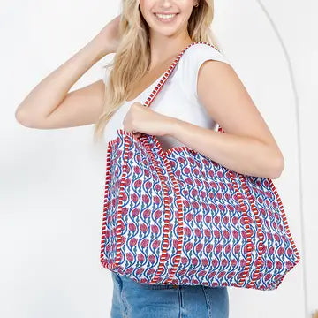 Medium Quilted Tote