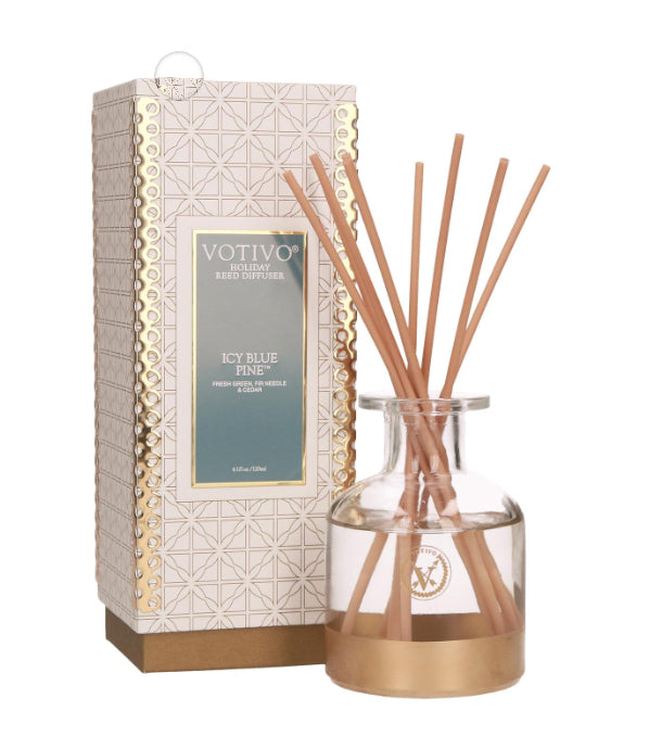 VOTIVO Icy Blue Pine Holiday Reed Diffuser 4.1oz