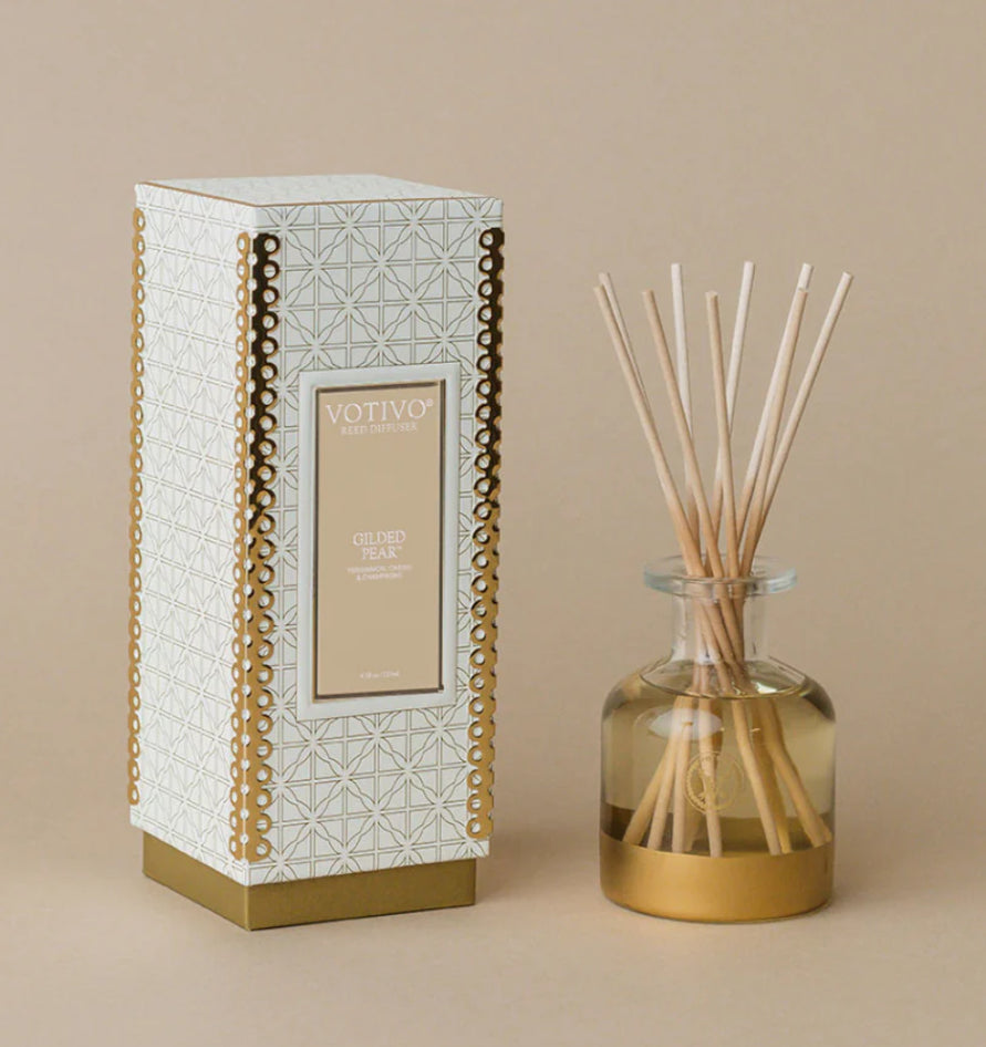 Holiday reed diffuser- gilded pear