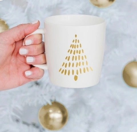 Cream ceramic mug with gold cmas tree