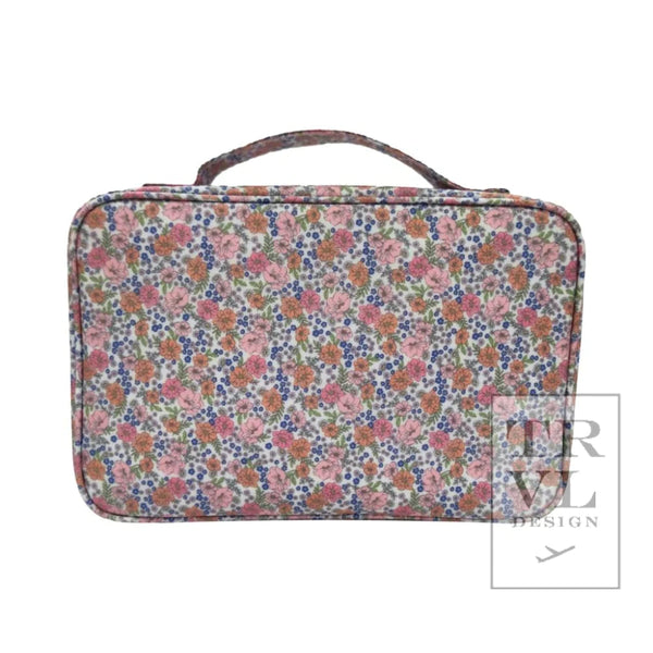 TRVL Hanging Toiletry Bag- Garden Floral