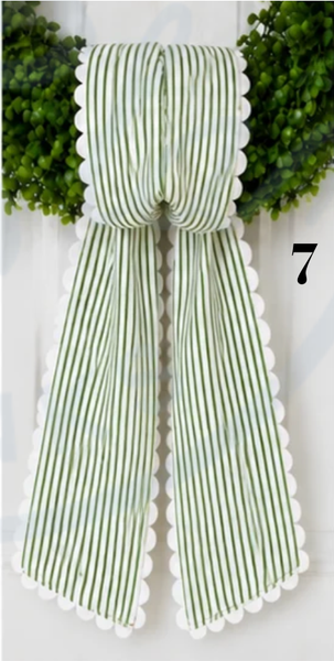 The Merry & Bright Sash Collection - Holly Berries