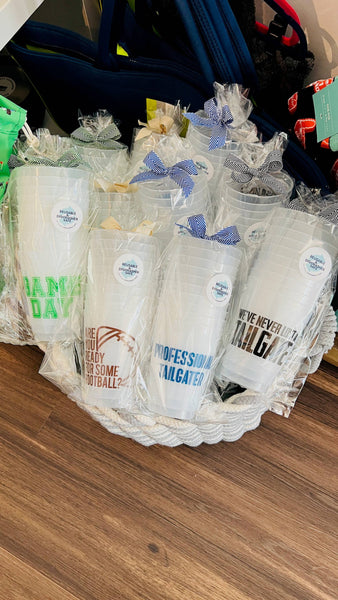 Never Lost a Tailgate Frosted 16oz Cups