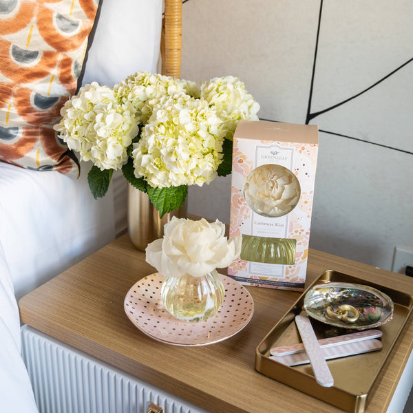 Cashmere Kiss Flower Diffuser