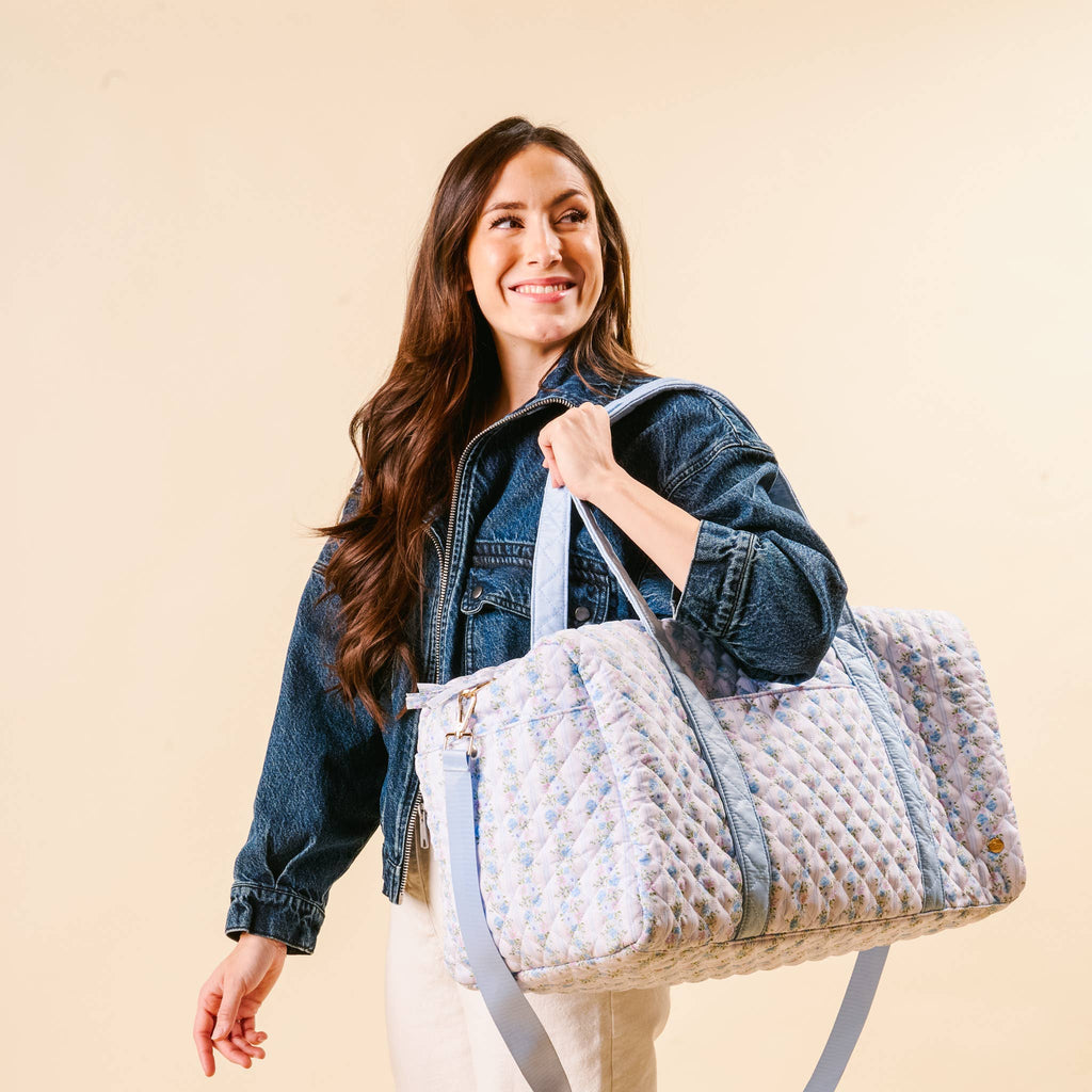 The Darling Effect On-the-Go Quilted Weekender Bag - Thumbnail 2