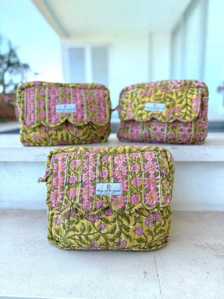Large Block Printed Travel  Bags (Set of 3)