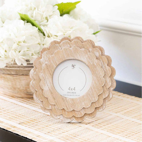 12067 - 8x8 round scallop photo frame (4x4) ntrl Home Decor