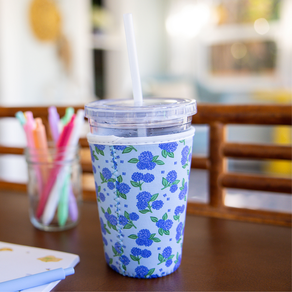 Blue Hydrangeas | Reusable Coffee Sleeve: Medium (20-24oz)