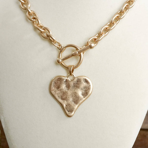 Boho Hammered Heart Front Toggle Necklace –  Gold Tone