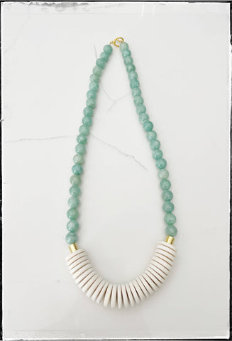 Short Gemstone Jade Bead Necklace Coconut Wood Mint Green