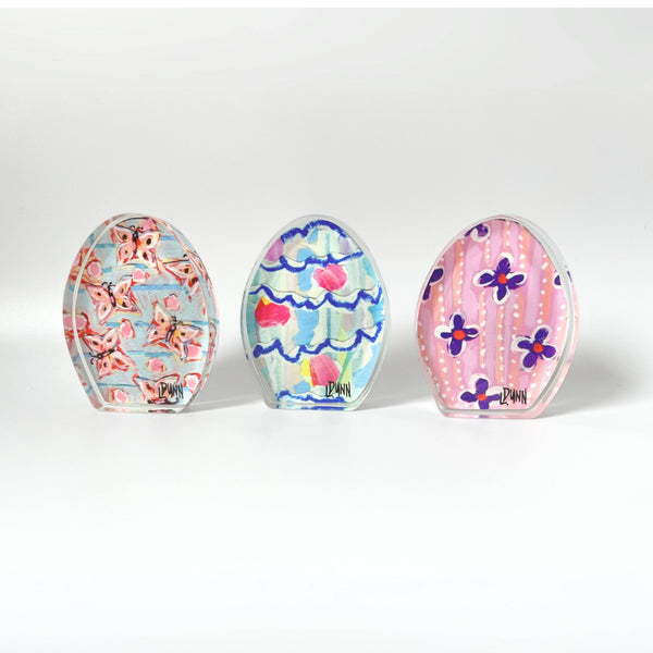 Bitty Dots and Scallops Easter Egg