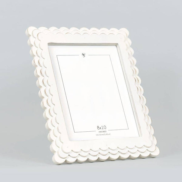 12092 - 11x13x1 wood scallop photo frame (8x10) wh