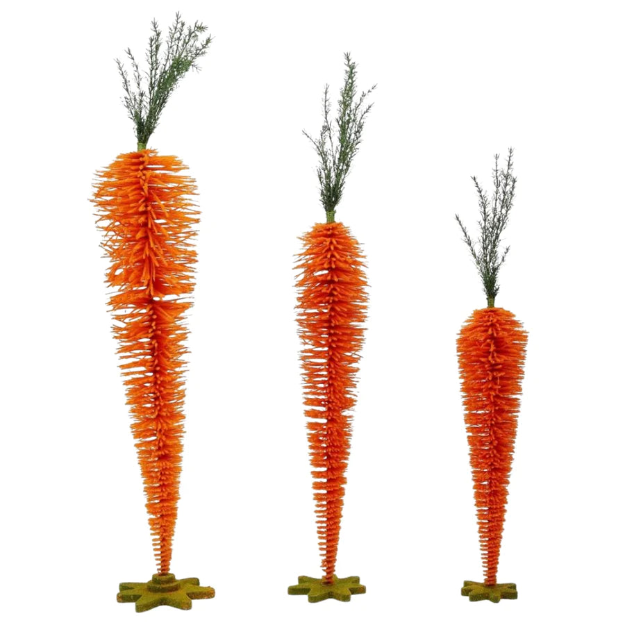 Medium Standing Carrot