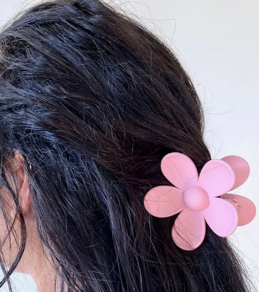 Big Daisy Flower Claw Clip- Pale Pink