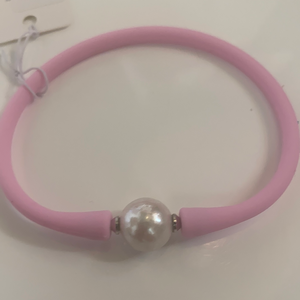 Pale pink pearl silicone bracelet